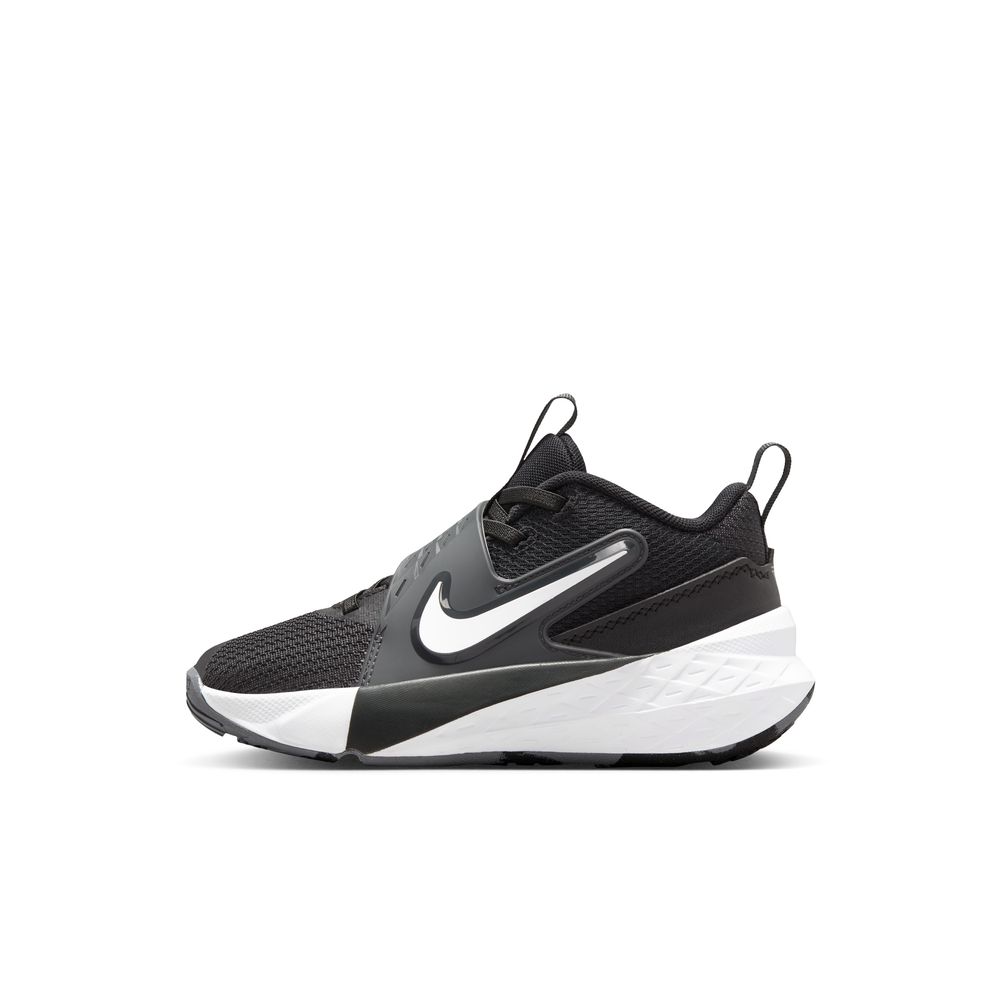 Nike バスケットボールシューズ 黒　GTCUT2 バスケットボールのイノベーションにおける次なる飛躍：Air Zoom