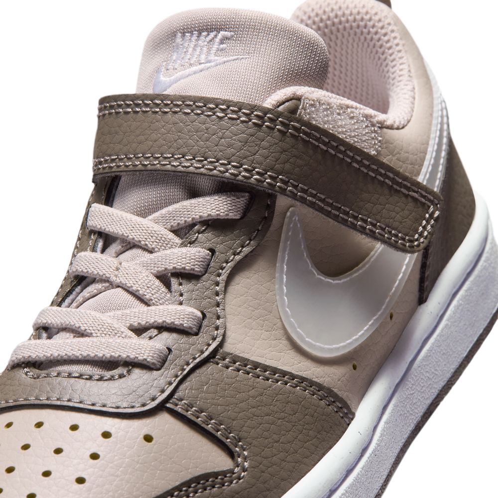 NIKE（ナイキ） キッズ スニーカー コート ボロー LOW JES PSV IV5829