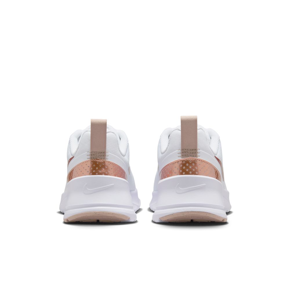 NIKE（ナイキ） スニーカー ウィメンズ HF1233 110 エアマックス