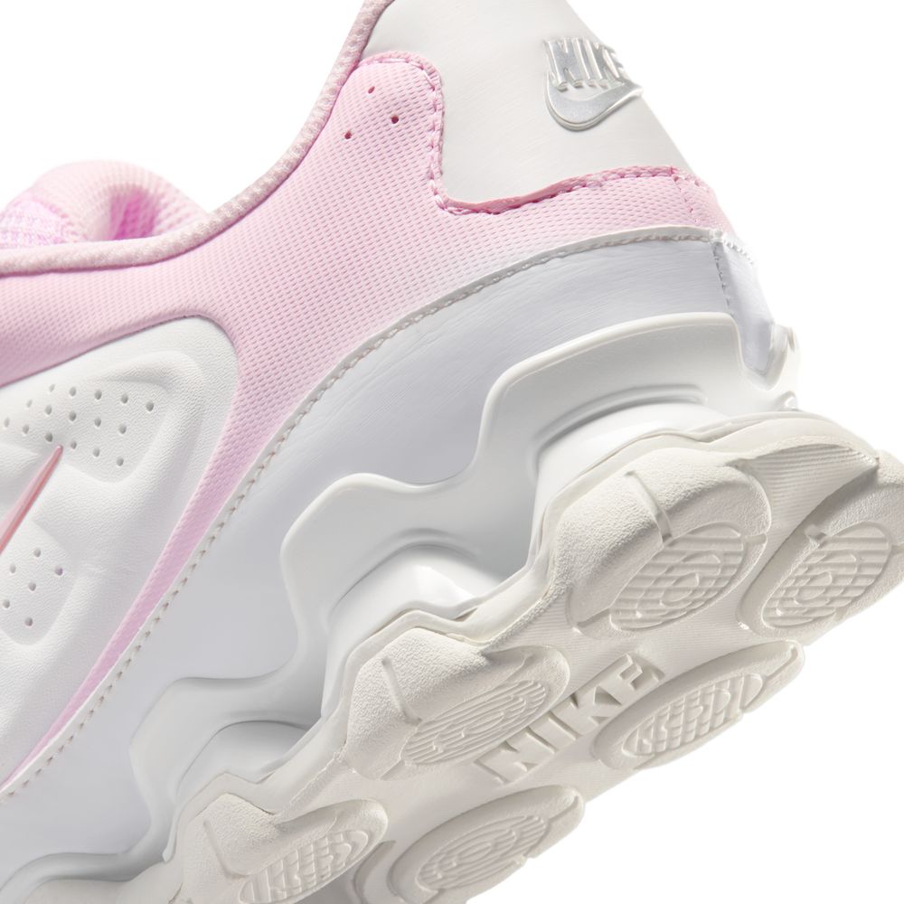 NIKE（ナイキ） レディース スニーカー リアックス 8 NSW SL IR1458