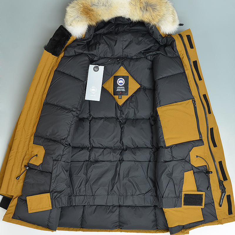 CANADA GOOSE（カナダグース） エクスペディションパーカー 4660MA