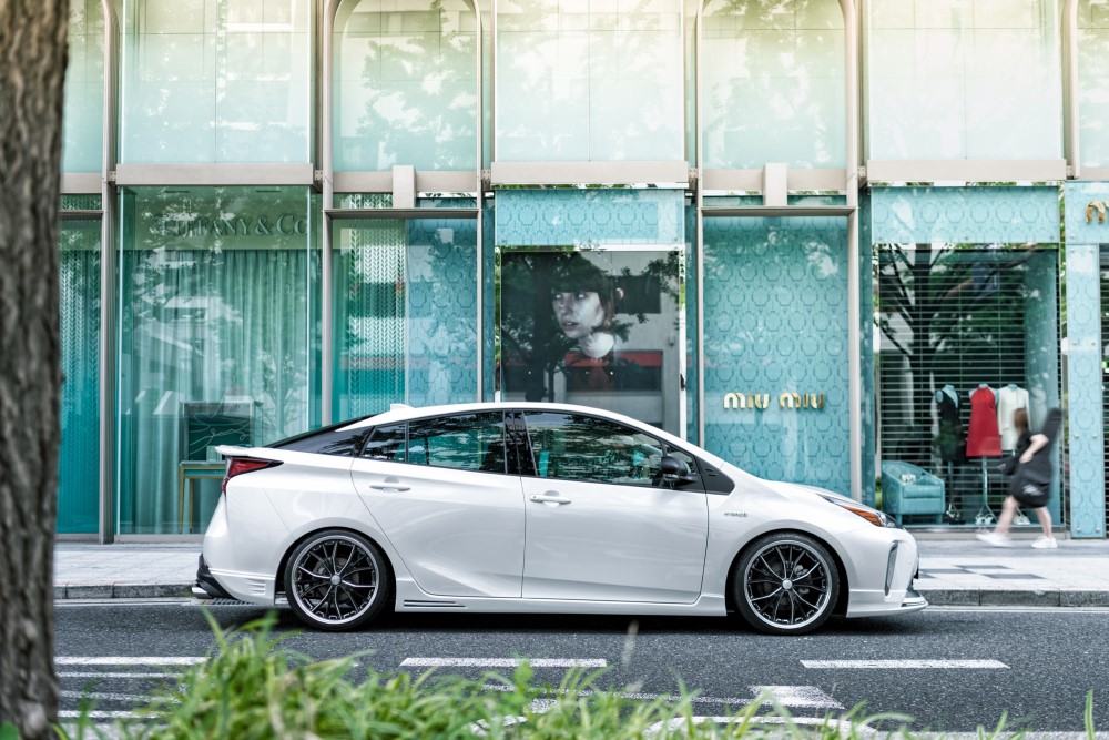 M'z SPEED 【単色塗装済品】[50系 プリウス 後期]グラマラスライン