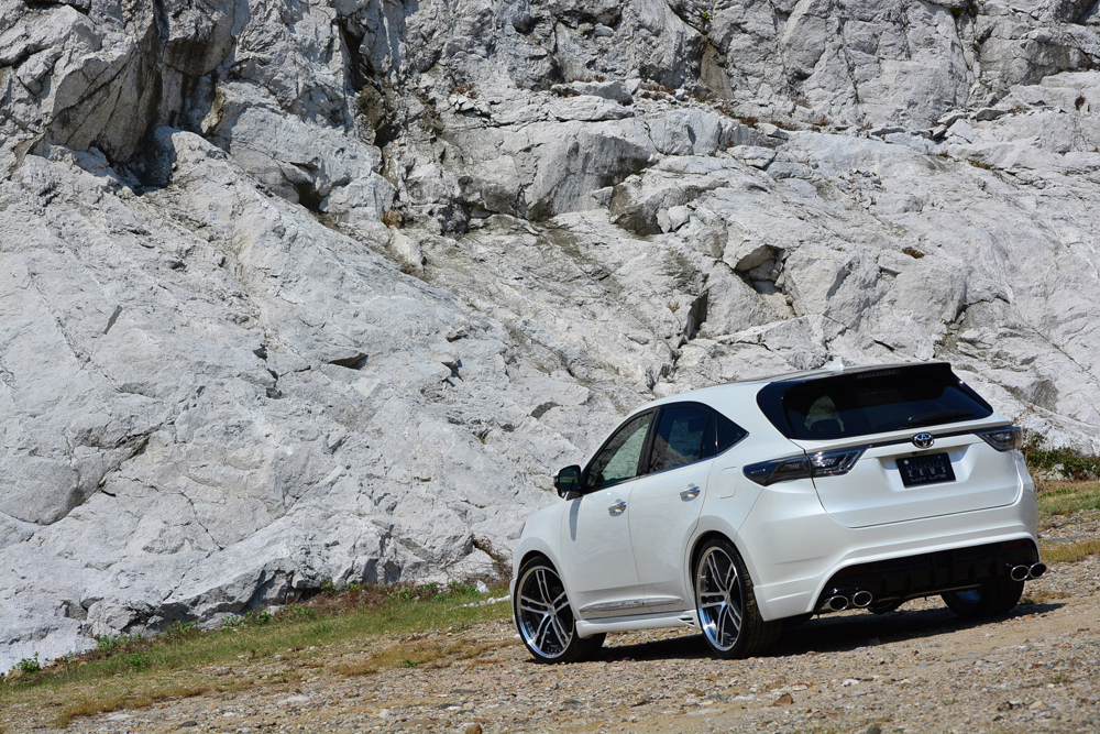 M'z SPEED 【単色塗装済品】[60系 ハリアー 前期]ラヴライン フロント