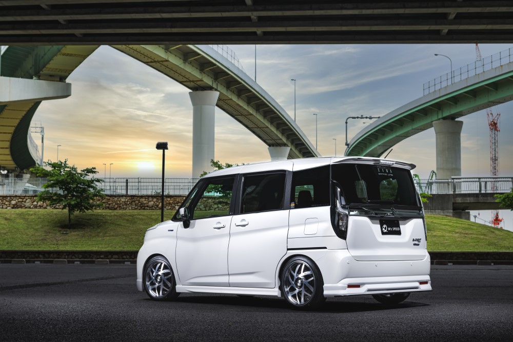 M'z SPEED 【ピアノブラック仕様】[MAD7S ソリオバンディット]グレース