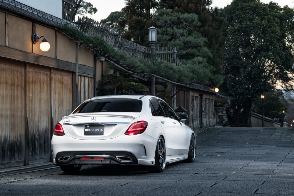 M'z SPEED 【未塗装品】[ベンツ Cクラス W205 AMG Line]プルシアン