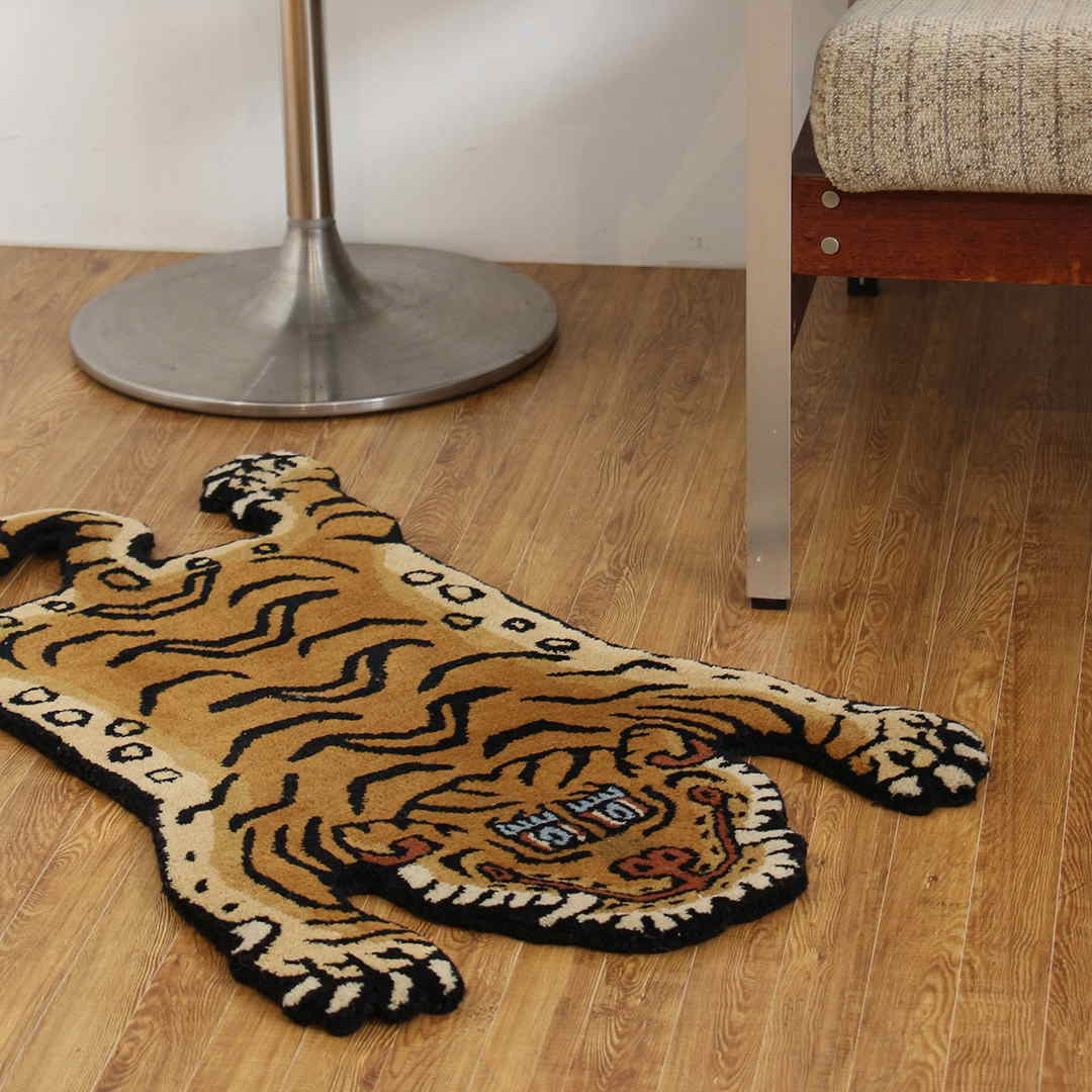 ラグ・カーペット Tibetan Tiger Rug 楽天市場】Tibetan Tiger Rug / チベタンタイガーラグラグ 絨毯