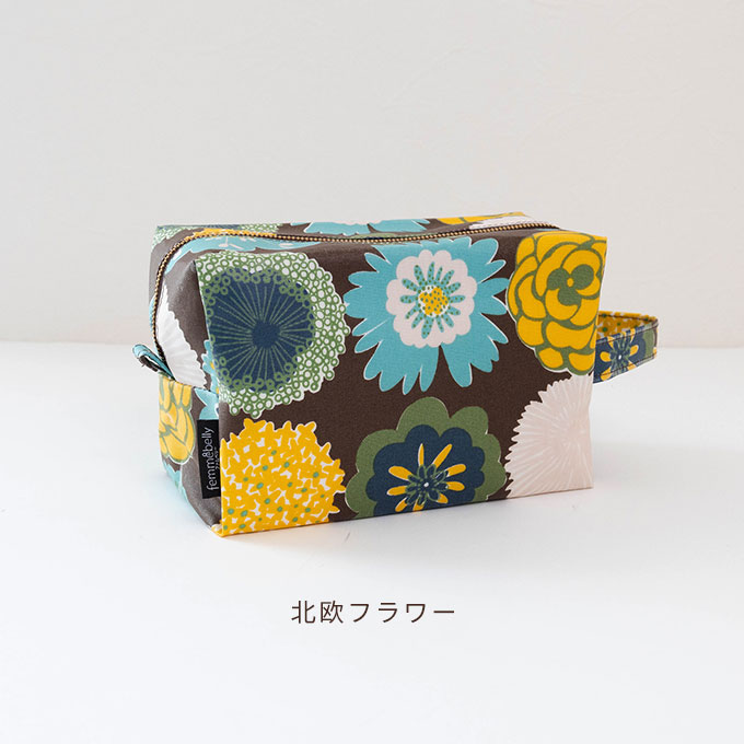 ラミネートポーチ お散歩バッグ 大容量 軽量 撥水 お出かけ ポーチ ウェットティッシュ おしゃれ 日本製 ナコル |  | 05