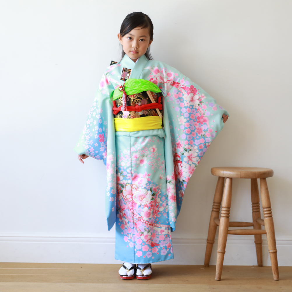 七五三 着物 式部浪漫 はこせこセット 作り帯 本田望結 紺 セット 七歳 七五三 着物 レンタル7歳 七五三ひな祭り ひな祭り 本田望結 四つ身