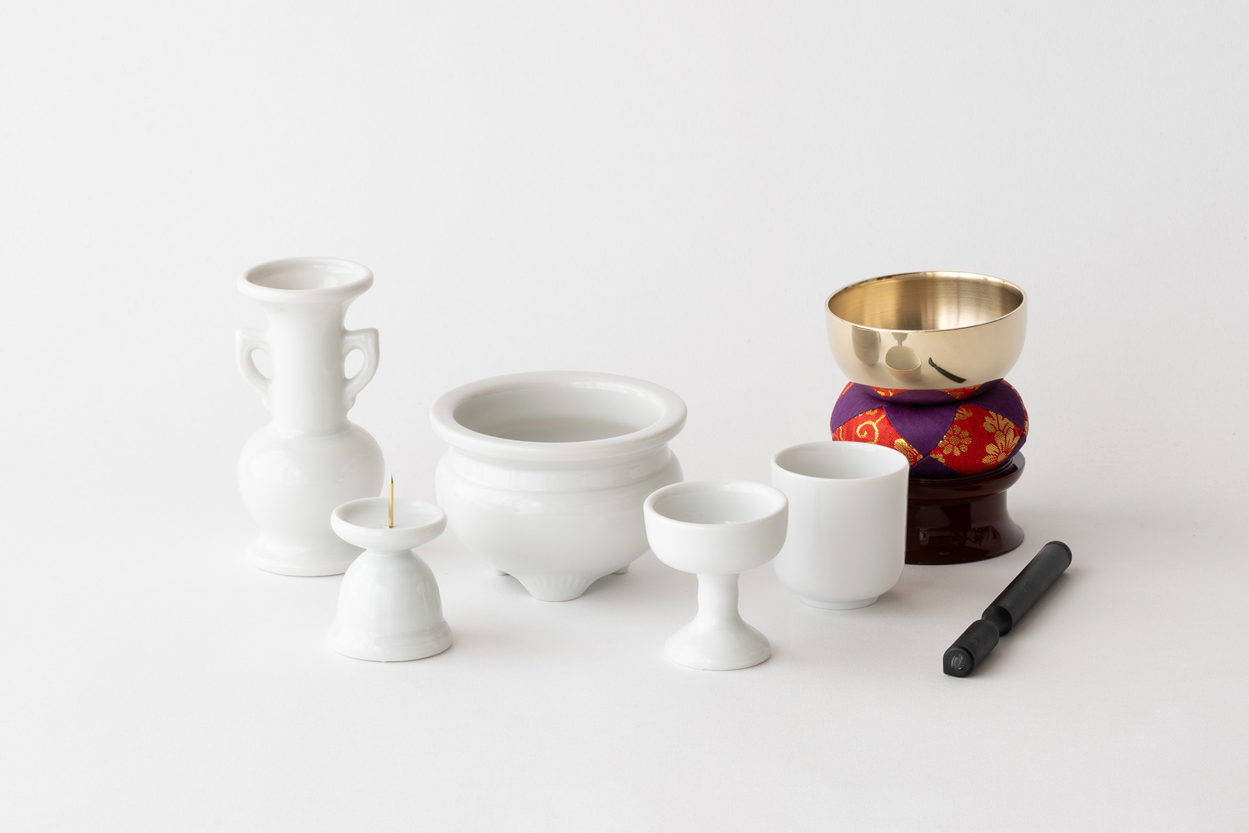 おりん付き 仏具セット 瀬戸 白磁無地 陶器 5点 便利 小型 ミニ 具足