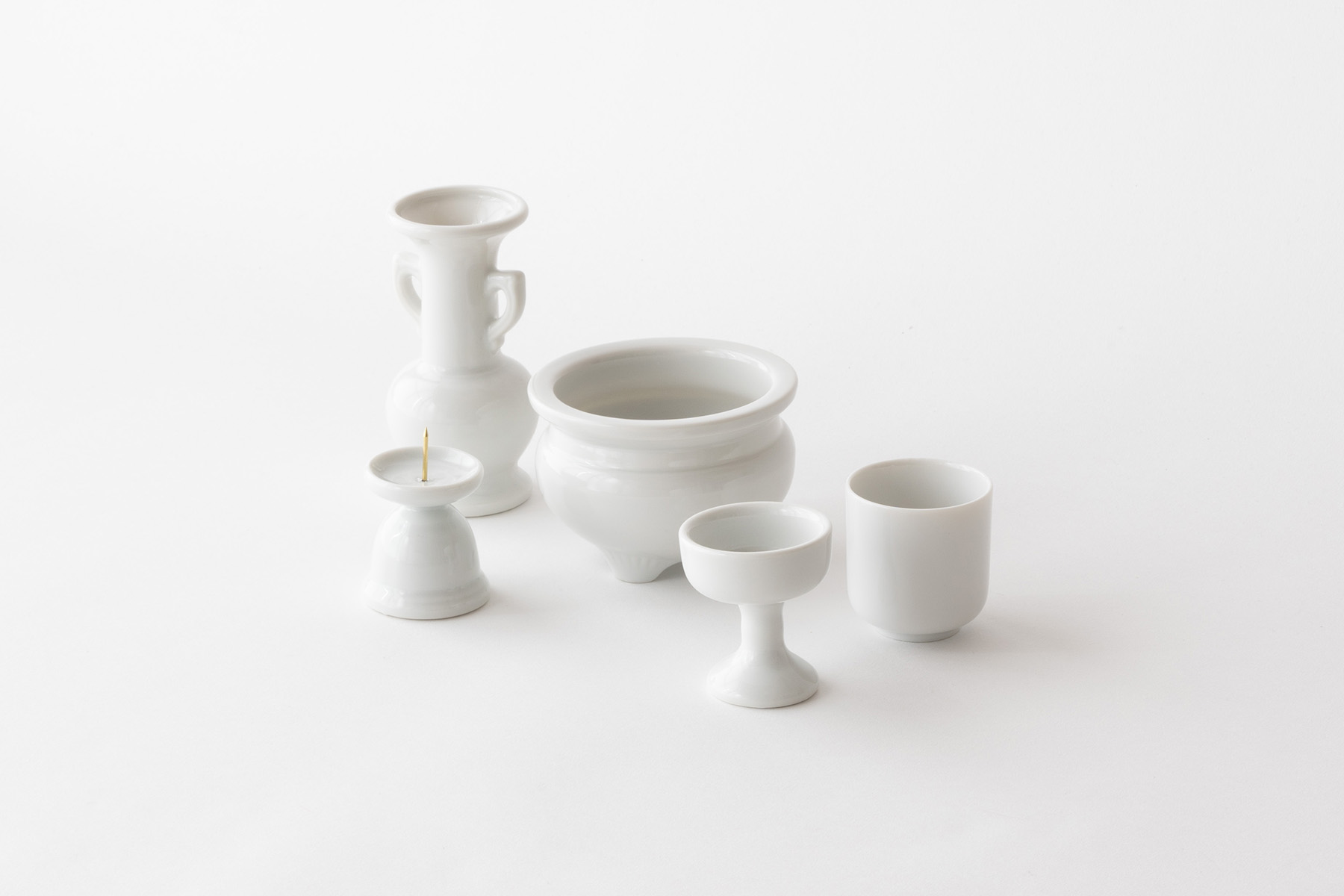 仏具セット 瀬戸 白磁無地 陶器 5点 シンプル 小型 ミニ 具足セット 白