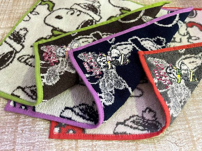 メール便OK】 2025年 干支ハンカチ・スヌーピー タオルハンカチ