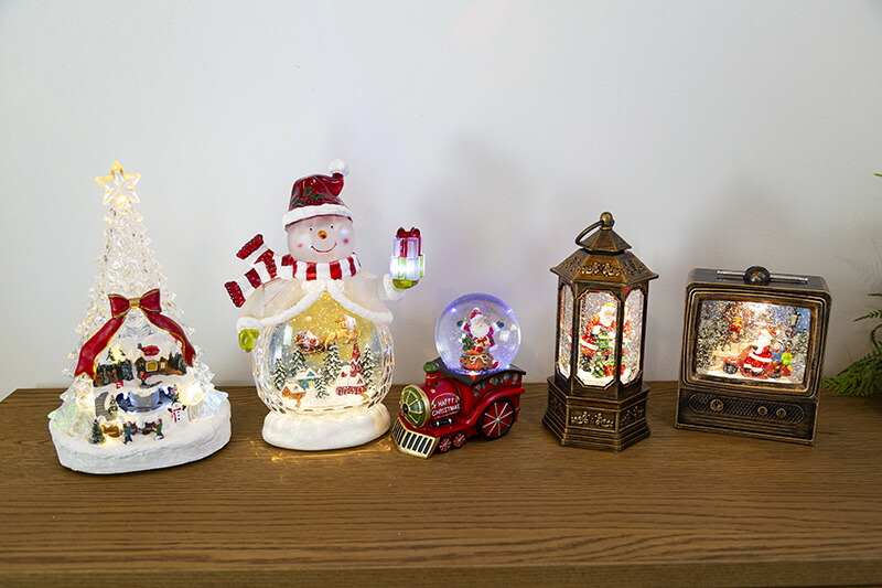 創業70年 老舗クリスマスツリー専門店 スノーイングミュージカル