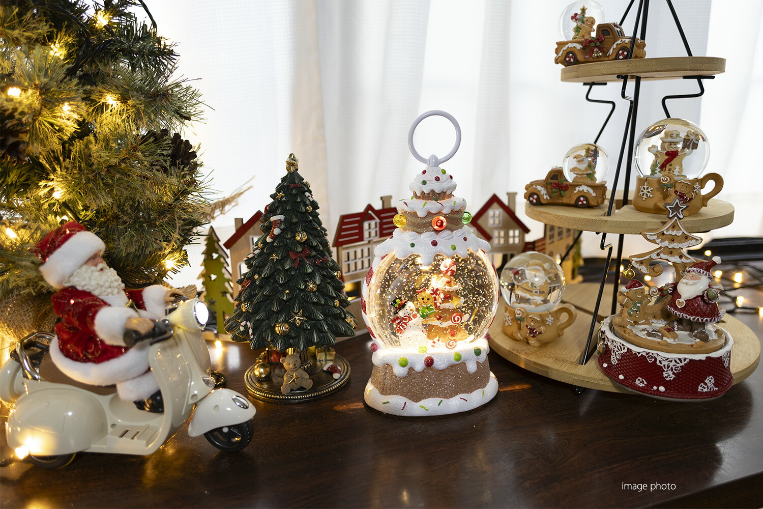 創業70年 老舗クリスマスツリー専門店 スノーイングミュージカル