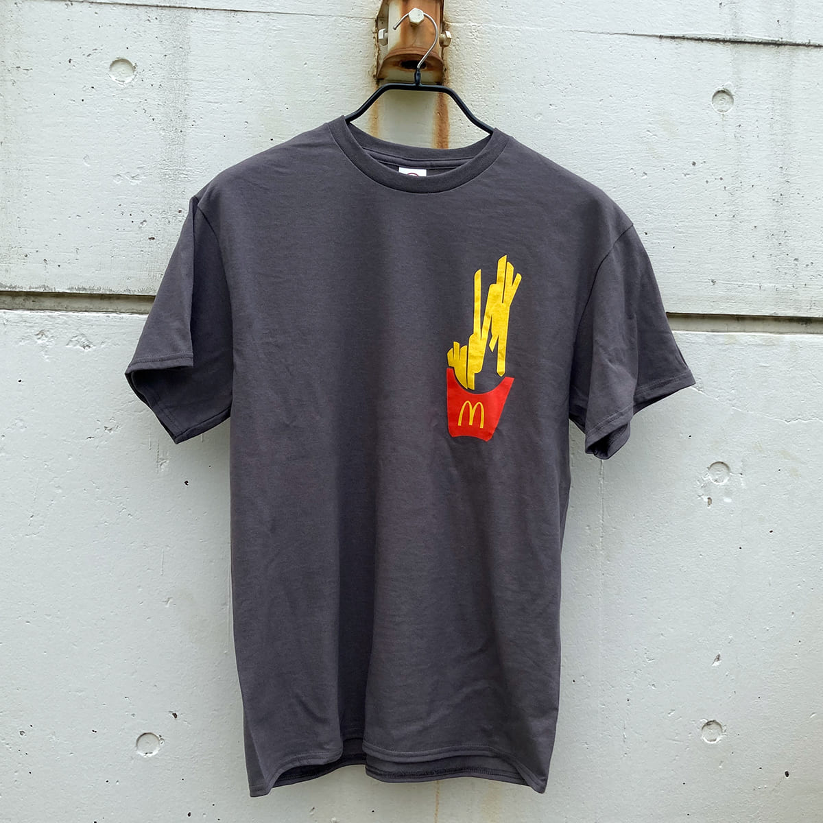 クーポン配布中】マクドナルド Tシャツ 波乗りドナルド マリブ店