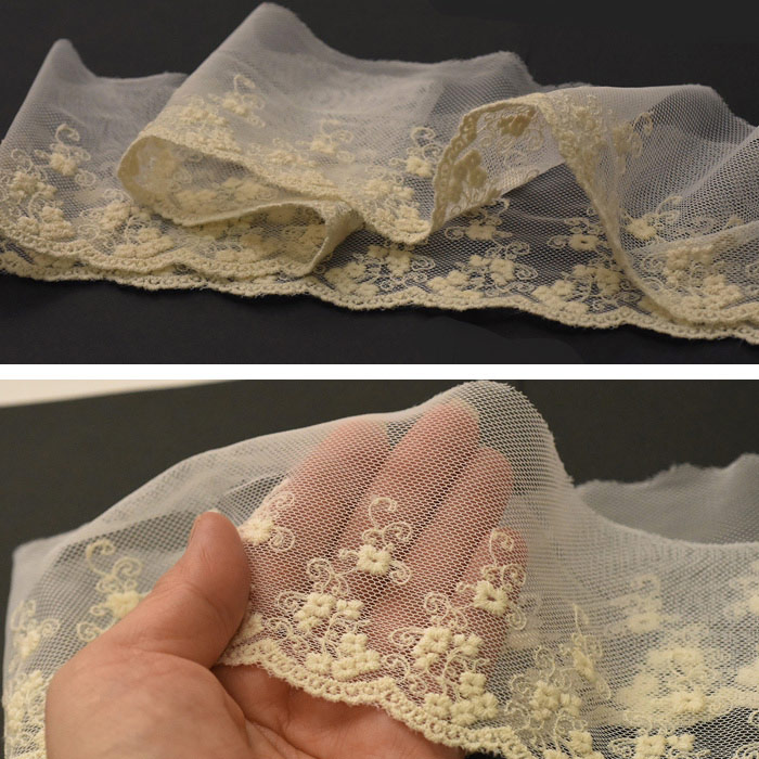 メンチュールレース 蔦が巻いた小花柄のレース 綿チュールレース 約8.5