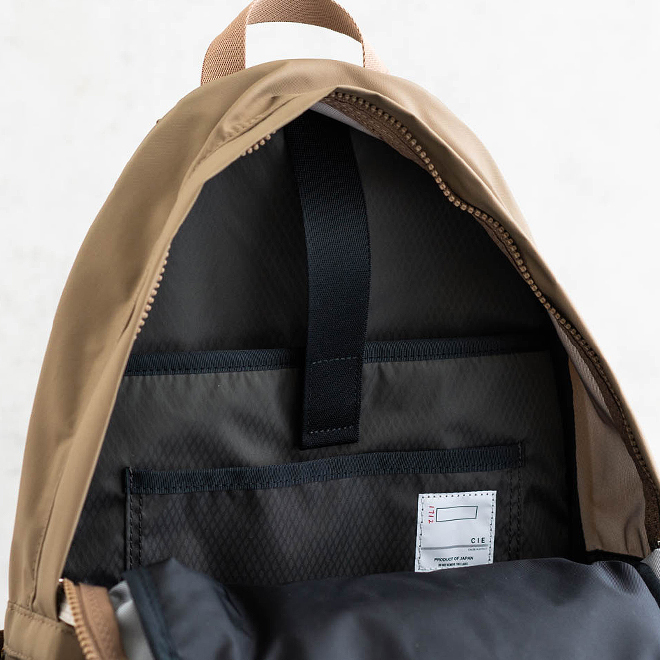 CIE シー FLOW DAYPACK リュック バックパック デイパック