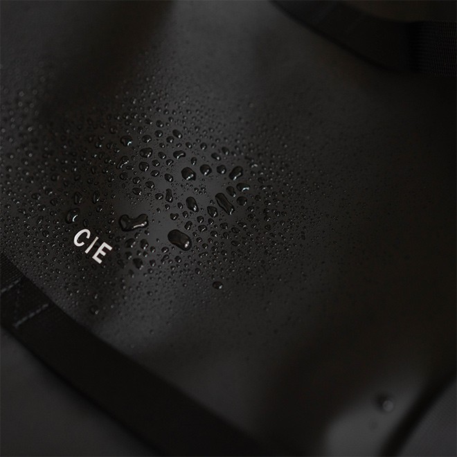 CIE シー GRID3 2WAY BACKPACK バックパック デイパック 防水 大容量 バッグ 鞄 カバン リュック ビジネスバッグ 通勤 通学 旅行 メンズ レディース 日本製