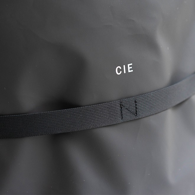 CIE シー GRID3 2WAY BACKPACK バックパック デイパック 防水 大容量 バッグ 鞄 カバン リュック ビジネスバッグ 通勤 通学 旅行 メンズ レディース 日本製