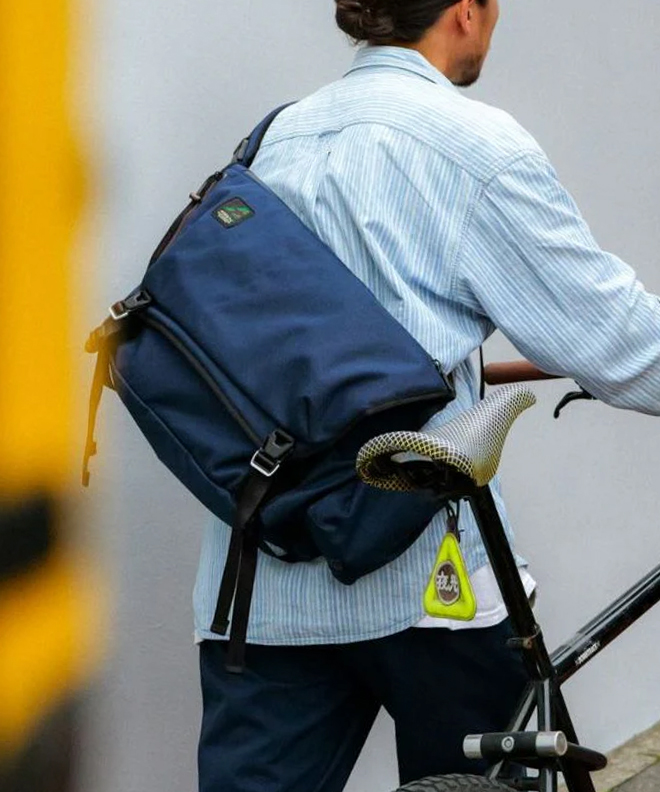 AS2OV（アッソブ） 330×1000D CORDURA STANDARD SERIES MESSENGER