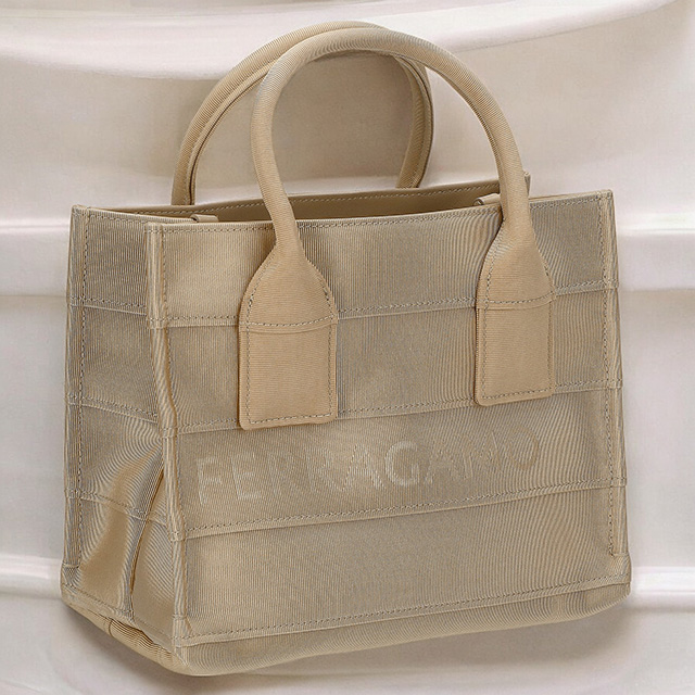 FERRAGAMO（フェラガモ） トートバッグ レディース ブランド Ferragamo