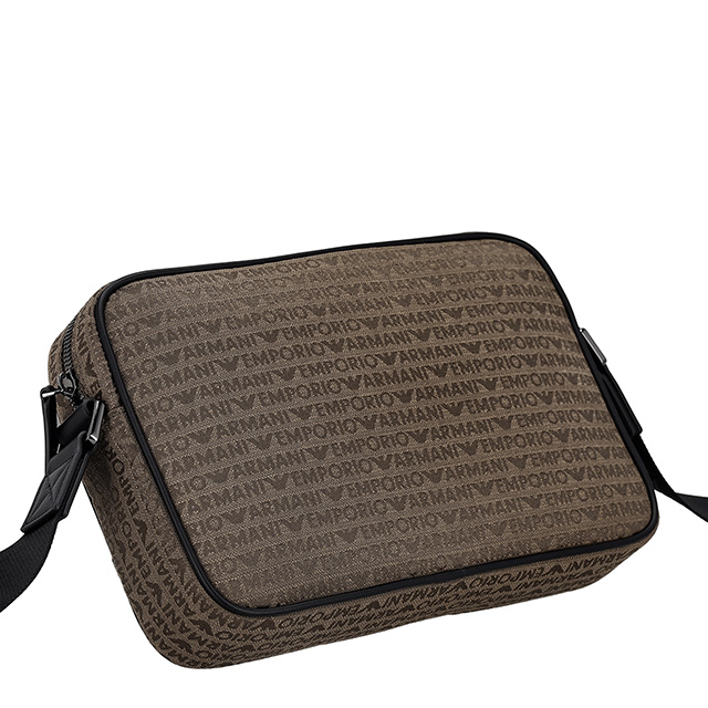 【国内即発】EMPORIO ARMANI ショルダーバッグ EM001210 U8168 国内即発】EMPORIO ARMANI ショルダーバッグ EM001210 U8168