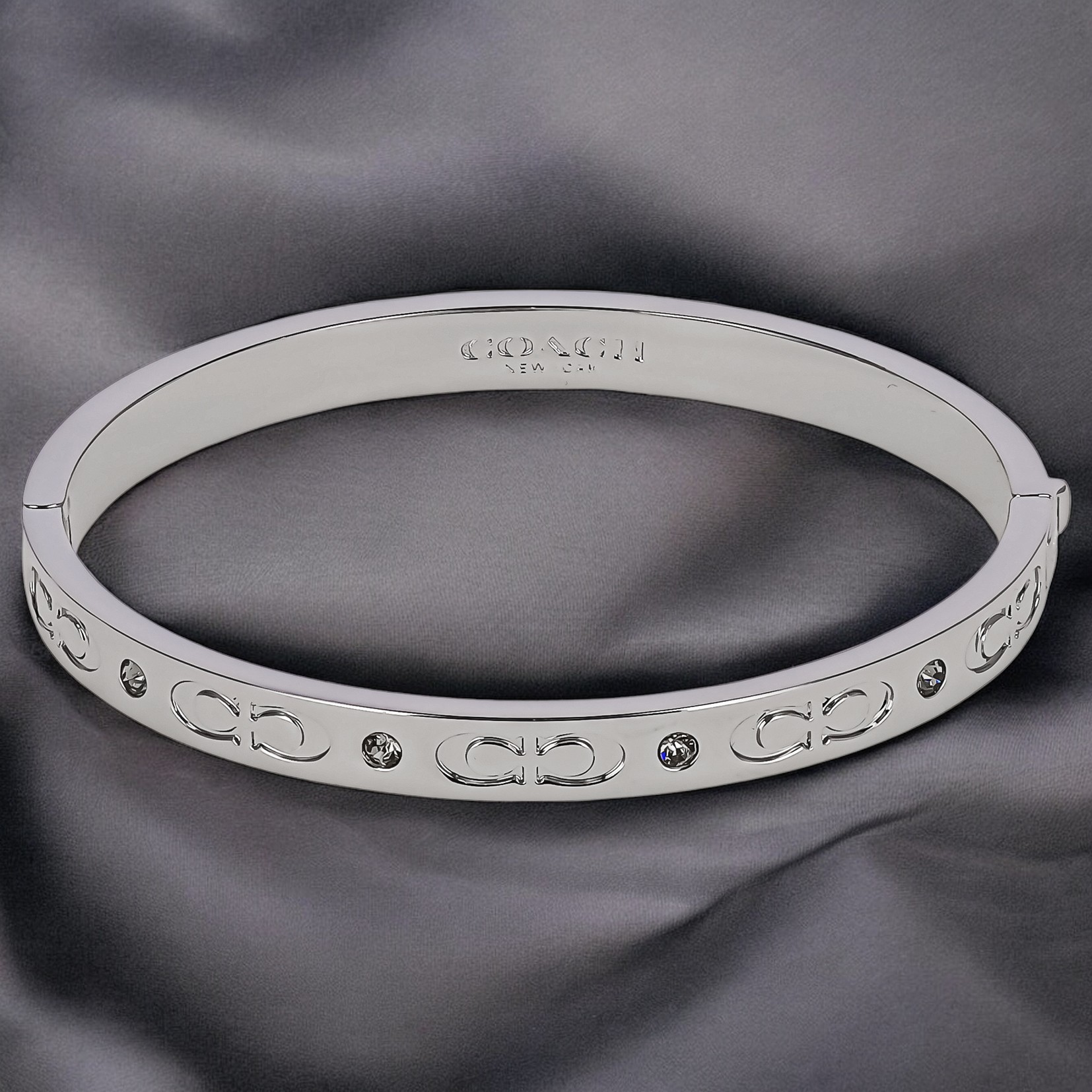 【美品】 COACH シルバーバングル COACH コーチ バングル レディース ブランド ロゴ 455892 RHO