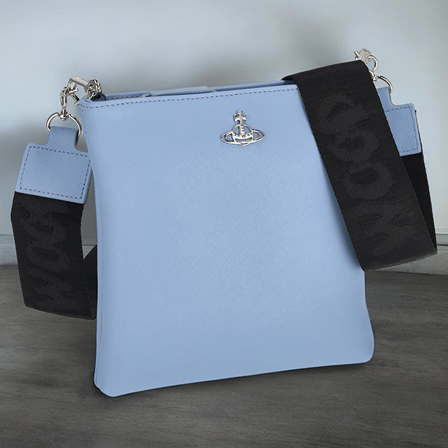 Vivienne Westwood（ヴィヴィアンウエストウッド） ショルダーバッグ