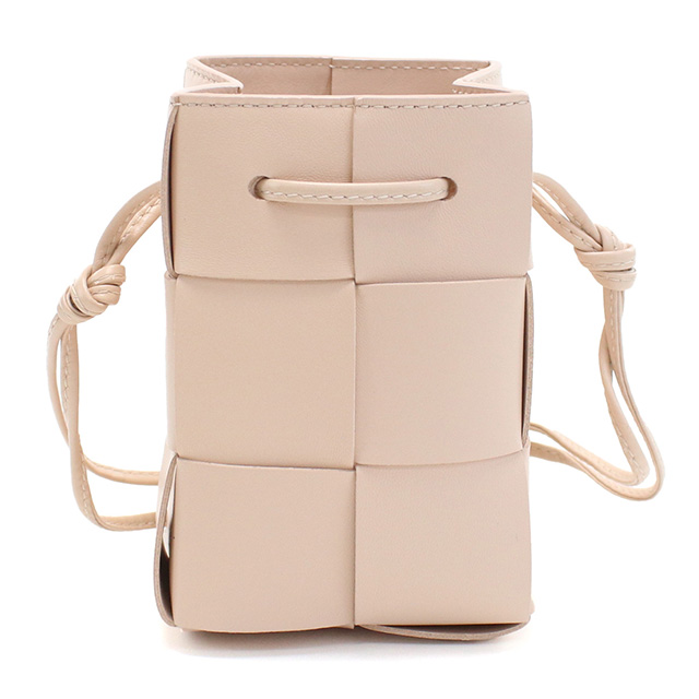 BOTTEGA VENETA（ボッテガ・ヴェネタ） 斜め掛け ショルダーバッグ