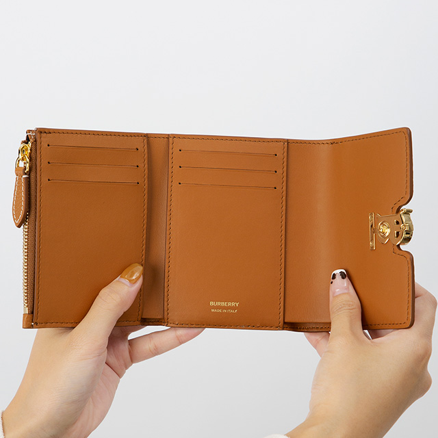 バーバリー BURBERRY 三つ折り財布 PVCコーティングキャンバス ブラウン ユニセックス 送料無料【中古】 56078k 楽天市場】バーバリー BURBERRY コンパクト ウォレット 三つ折り財布