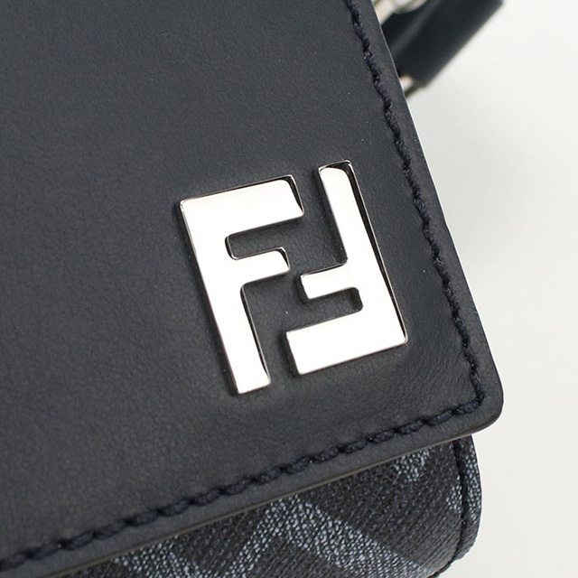 FENDI（フェンディ） 斜め掛け ショルダーバッグ メンズ ブランド
