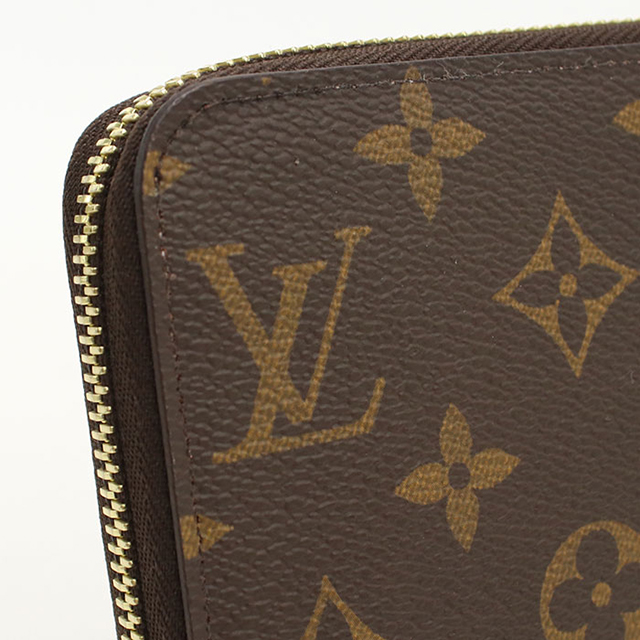 LOUIS VUITTON（ルイ・ヴィトン） 長財布ラウンドファスナー