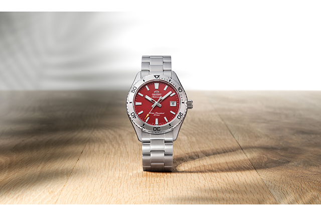 超人気モデル　オリエント　マコ 40　RN-AC0Q09R　新品 Orient Mako 40 RN-AC0Q09R – オリエント公式オンラインストア