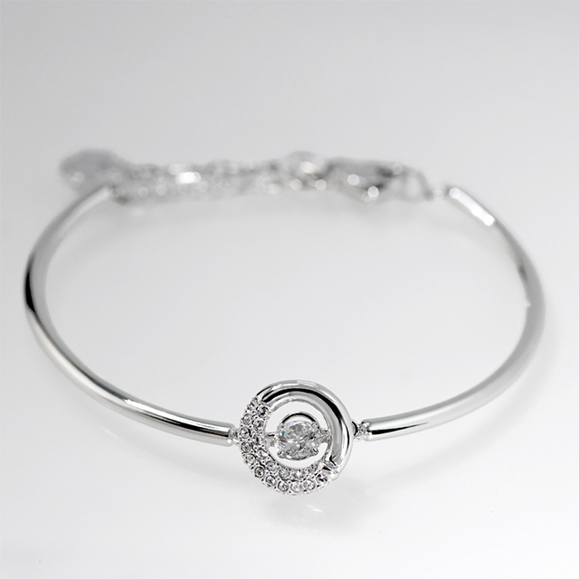 SWAROVSKI（スワロフスキー） バングル レディース ブランド SWAROVSKI