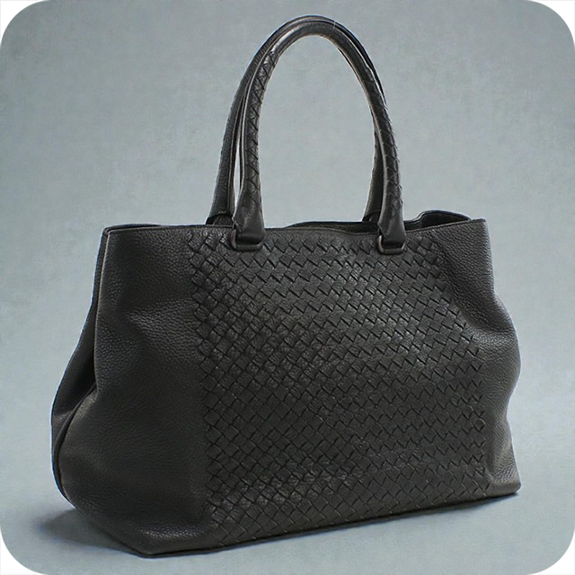 BOTTGAVENETA イントレチャート ハンドバッグ メンズ 黒色 レザー 中古 ボッテガヴェネタ トートバッグ メンズ ブランド BOTTEGA VENETA