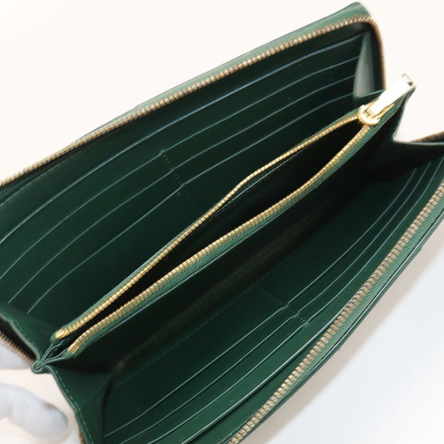 BOTTEGA VENETA（ボッテガ・ヴェネタ） 中古 長財布ラウンドファスナー