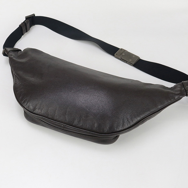 BOTTEGA VENETA（ボッテガ・ヴェネタ） 中古 ボディバッグ ユニ