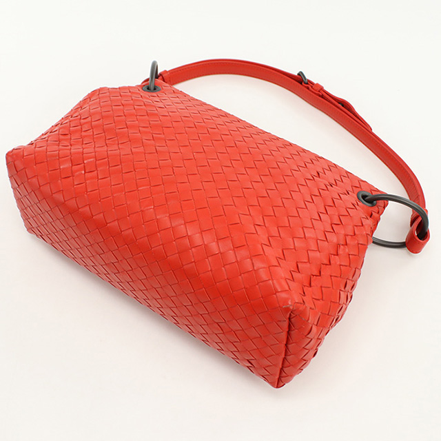 BOTTEGA VENETA（ボッテガ・ヴェネタ） 中古 ショルダーバッグ