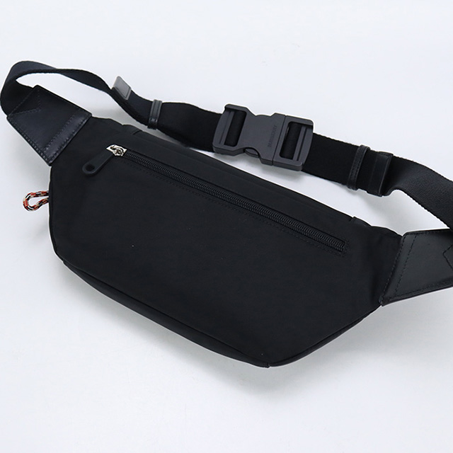 BURBERRY（バーバリー） 中古 ボディバッグ ユニセックス ブランド