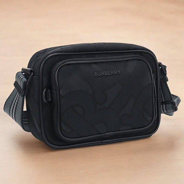 中古のバーバリー 中古・古着通販】BURBERRY (バーバリー) キャンバスローカット