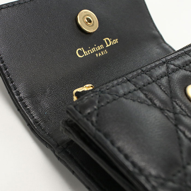 Christian Dior（クリスチャン・ディオール） 中古 ディオール 二折