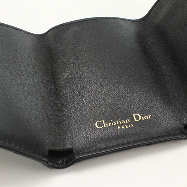 Christian Dior（クリスチャン・ディオール） 中古 ディオール 三