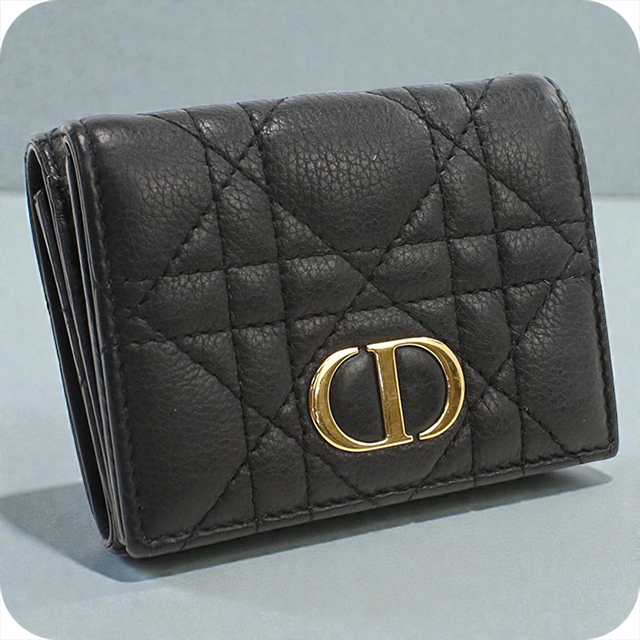 Dior カロ ブラックレザー三つ折り財布 Christian Dior（クリスチャン・ディオール） 中古 ディオール 三