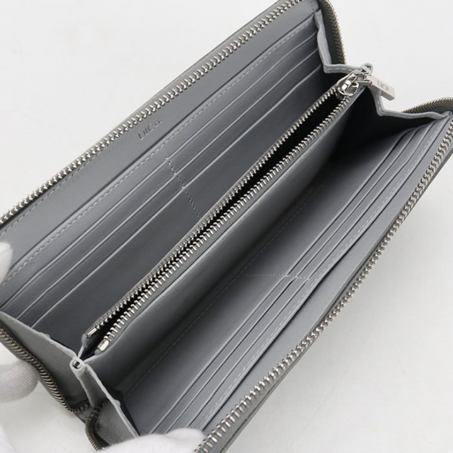 Christian Dior（クリスチャン・ディオール） 中古 ディオール 長財布