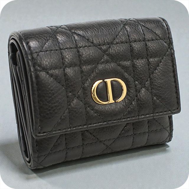 Christian Dior（クリスチャン・ディオール） 中古 ディオール 三