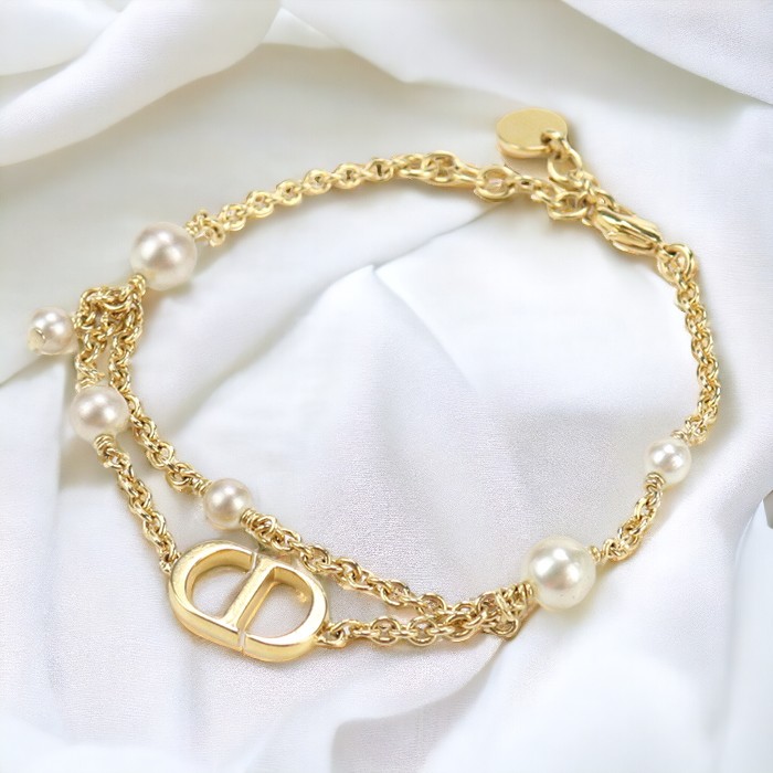 中古 クリスチャンディオール ブレスレット レディース ブランド Christian Dior プチCD B2068WOMRS ゴールド アクセ :  usdcd74889011 : 腕時計のななぷれ - 通販 - Yahoo!ショッピング