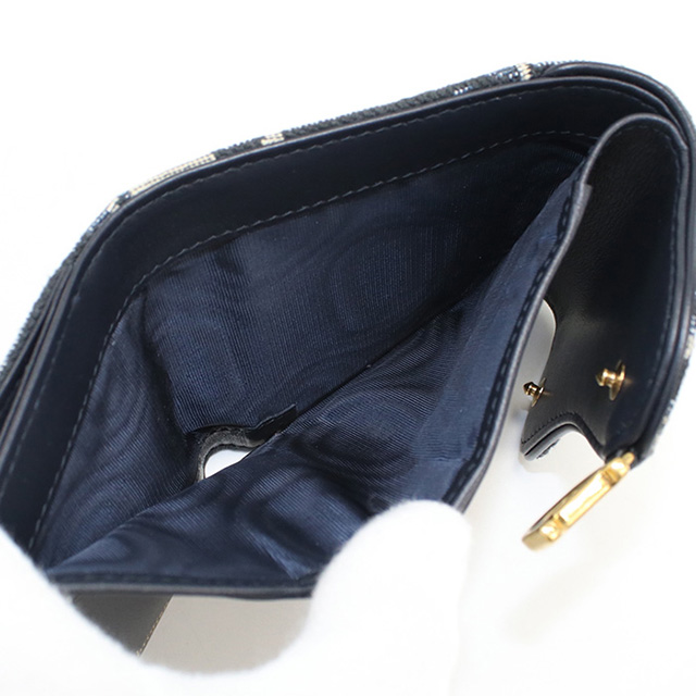 Christian Dior（クリスチャン・ディオール） 中古 ディオール 二折