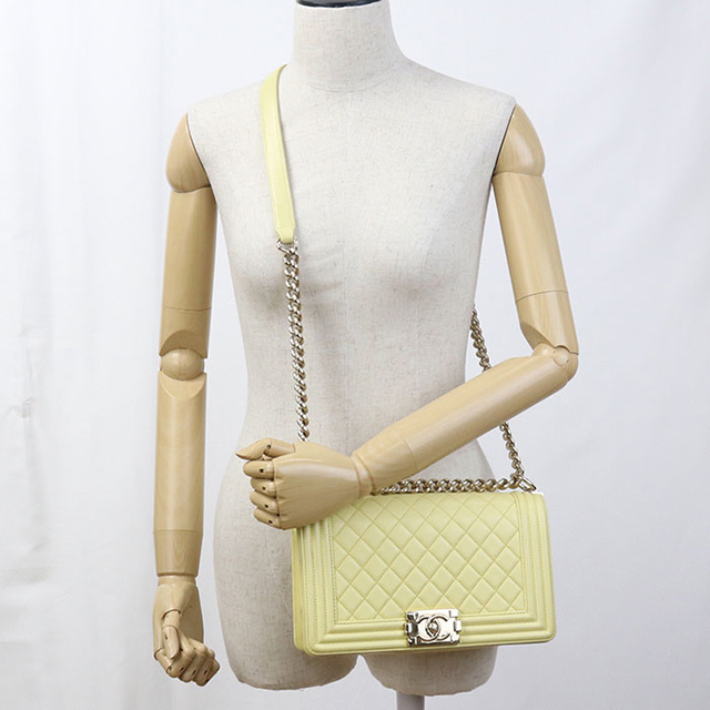 CHANEL（シャネル） 中古 斜め掛け ショルダーバッグ レディース