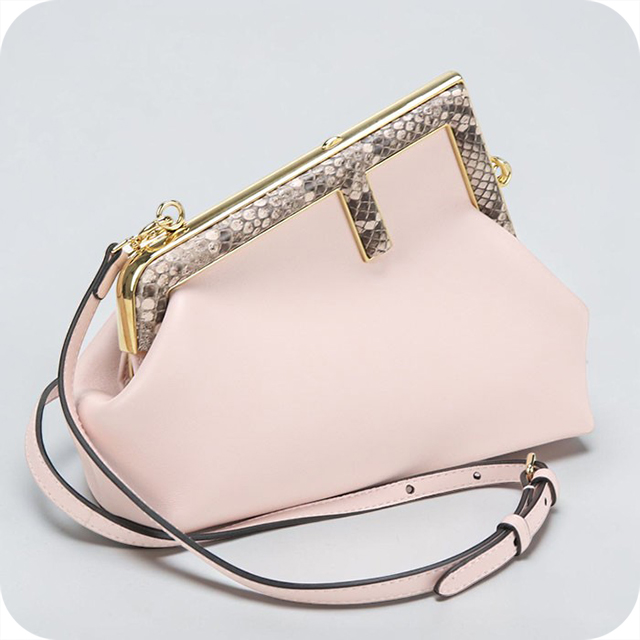 FENDI（フェンディ） 中古 ショルダーバッグ レディース ブランド