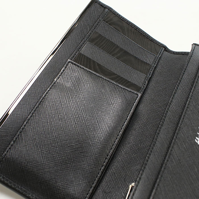 Salvatore Ferragamo フェラガモ ガンチーニ 二つ折り財布 レザー ブラック レディース メンズ【中古】 FERRAGAMO（フェラガモ） Salvatore Ferragamo 財布 二つ折り財布