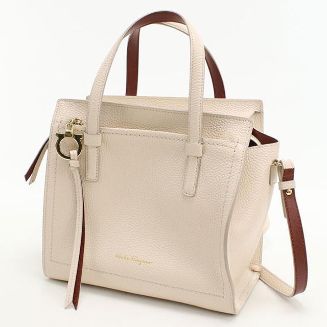 FERRAGAMO（フェラガモ） 中古 トートバッグ レディース ブランド